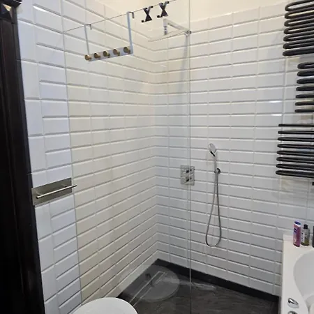 Na Starowce Apartmán *